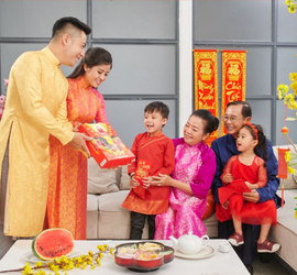 Con trẻ học được gì từ Tết, Những điều trẻ học được từ Tết, Esearch, kênh tìm kiếm trường, lợi ích, trẻ em, giáo dục, mầm non, tiểu học, tết 2023, HCM
