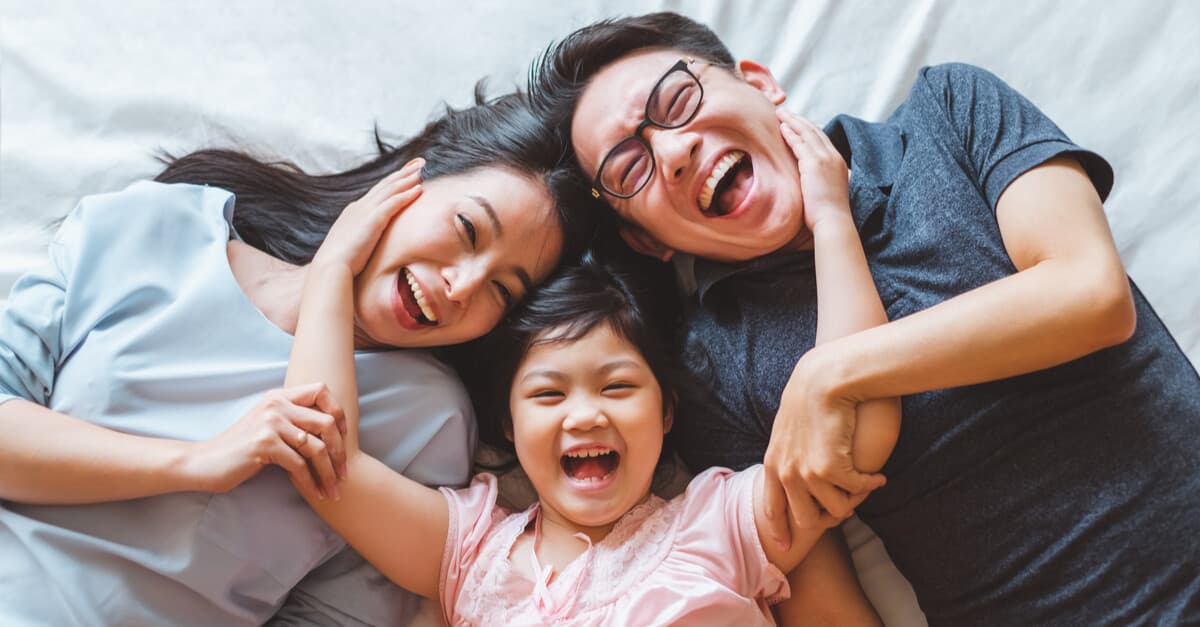 5 bước cùng con vượt qua cảm xúc tiêu cực